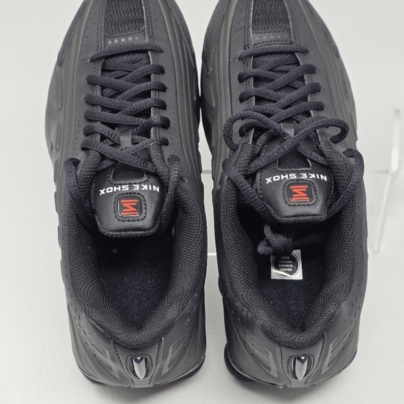 Nike Shox R4 GS Triple Black Shoes Youth Size 4.5Y Womens Size 6 CW2626-003 New - Picture 9 of 10